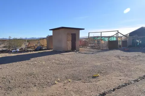 Exterior - 0 Mallow Trl, Landers, CA 92285 photo 3 of 6