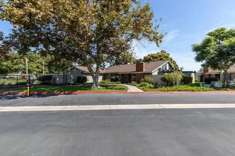 307 Fireside St, Oceanside, CA 92058