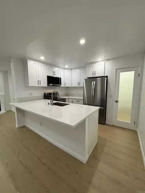7758 Caminito Encanto #204, Carlsbad, CA 92009