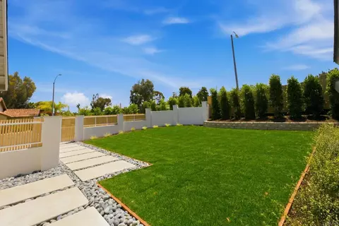 Exterior - 1404 Avenida De Las Adelsas, Encinitas, CA 92024 photo 12 of 17