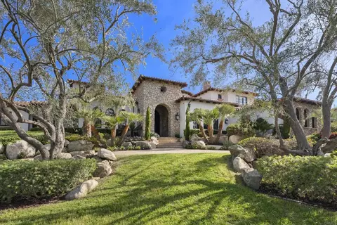 6749 Calle Ponte Bella, Rancho Santa Fe, CA 92091