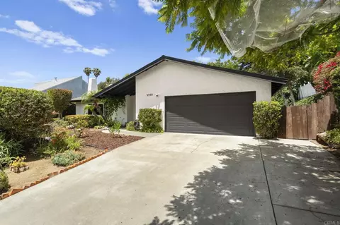2550 Unicornio St, Carlsbad, CA 92009