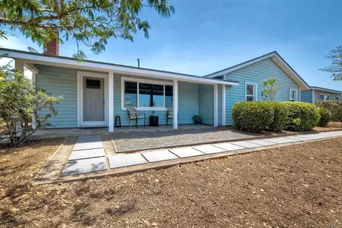 1643 Mesa Verde Dr, Vista, CA 92084