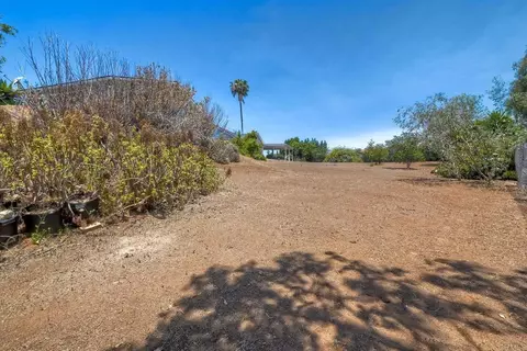 Exterior - 1643 Mesa Verde Dr, Vista, CA 92084 photo 6 of 12