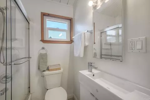 Bath - 1643 Mesa Verde Dr, Vista, CA 92084 photo 4 of 4