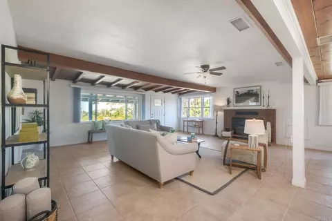 Living - 1643 Mesa Verde Dr, Vista, CA 92084 photo 3 of 3