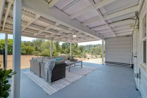 Exterior - 1643 Mesa Verde Dr, Vista, CA 92084 photo 3 of 12