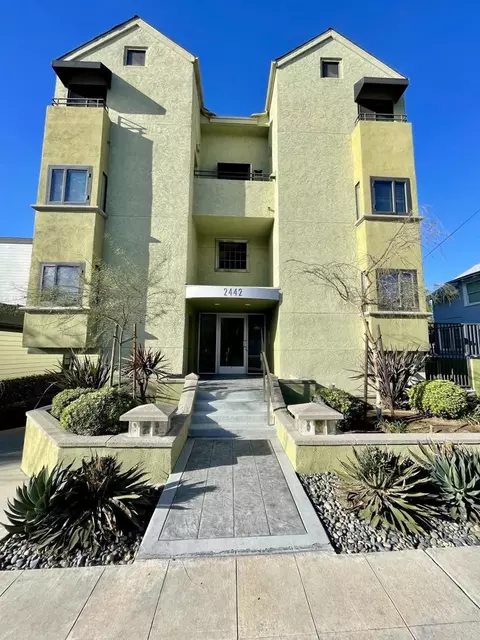 2442 Union St #2N 2S, San Diego, CA 92101