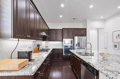 Kitchen - 1093 Breakaway Dr, Oceanside, CA 92057 photo 2 of 2