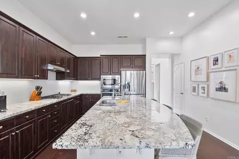 Kitchen - 1093 Breakaway Dr, Oceanside, CA 92057 photo 1 of 2