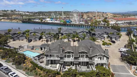 2921 Sandy Pointe #3, Del Mar, CA 92014
