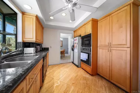 412 Taylor St, Vista, CA 92084 photo 16