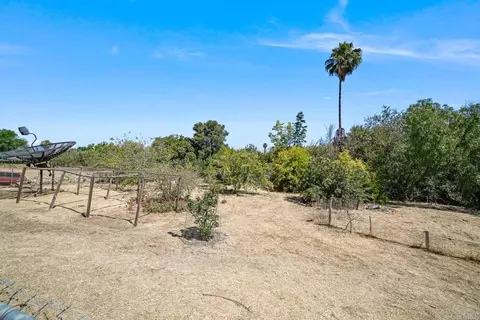 412 Taylor St, Vista, CA 92084 photo 49