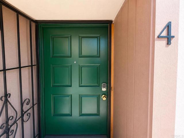 8767 Navajo Rd #4, San Diego, CA 92119