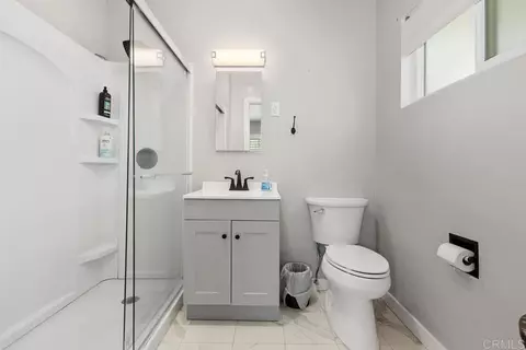 Bath - 233 Grace St, Oceanside, CA 92054 photo 1 of 3