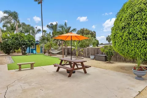 Exterior - 233 Grace St, Oceanside, CA 92054 photo 6 of 10