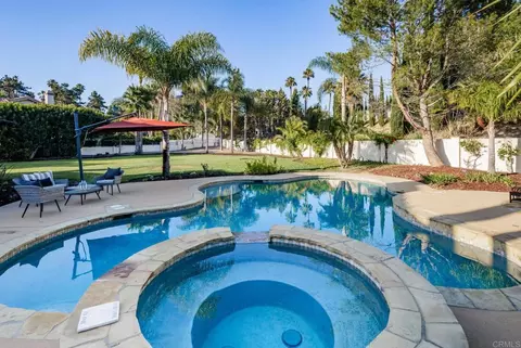 Exterior - 2471 Calle San Clemente, Encinitas, CA 92024 photo 7 of 11