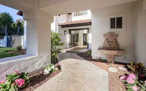 Exterior - 2471 Calle San Clemente, Encinitas, CA 92024 photo 2 of 11