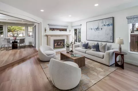 Living - 2471 Calle San Clemente, Encinitas, CA 92024 photo 3 of 3
