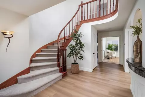 Entry Way - 2471 Calle San Clemente, Encinitas, CA 92024 photo 1 of 2