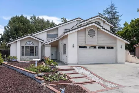 1107 Casa Bonita Way, Vista, CA 92081