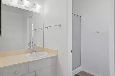 Bath - 1620 Kenora Dr, Escondido, CA 92027 photo 1 of 2