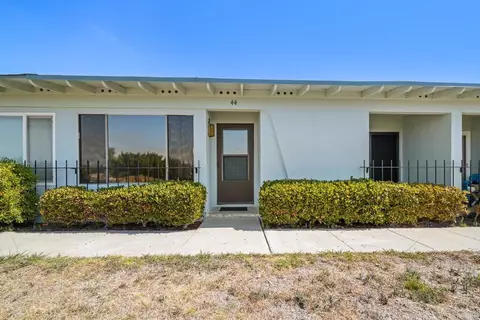 3839 Vista Campana S #44, Oceanside, CA 92057