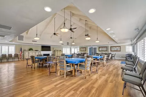 Dining - 4206 Dawn, Oceanside, CA 92056 photo 4 of 4