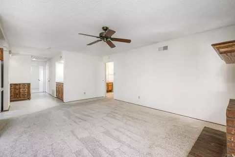 Living - 4206 Dawn, Oceanside, CA 92056 photo 7 of 9