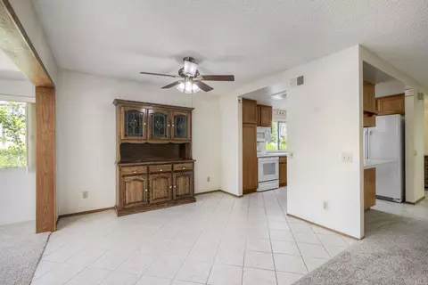 Dining - 4206 Dawn, Oceanside, CA 92056 photo 2 of 4