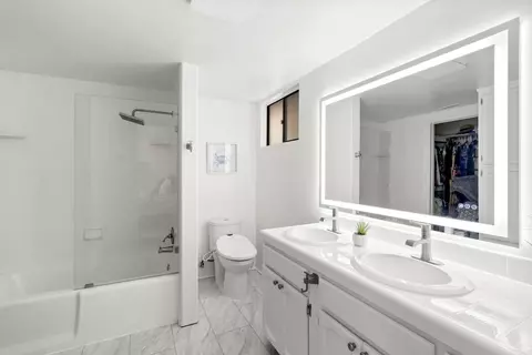 Bath - 24627 Watt Rd, Ramona, CA 92065 photo 1 of 2