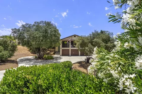 24627 Watt Rd, Ramona, CA 92065