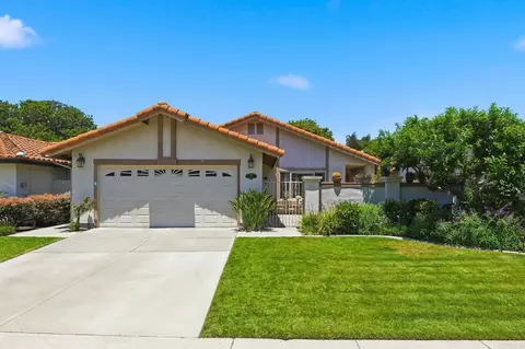 216 Ocotillo Pl, Oceanside, CA 92057