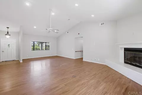 Living - 12725 Monte Vista Rd, Poway, CA 92064 photo 4 of 7