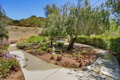 Exterior - 12725 Monte Vista Rd, Poway, CA 92064 photo 15 of 18