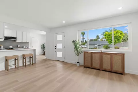 Living - 4999 Macario Dr, Oceanside, CA 92057 photo 1 of 5