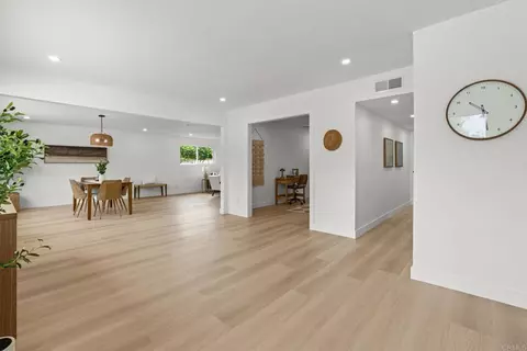 Entry Way - 4999 Macario Dr, Oceanside, CA 92057 photo 3 of 4