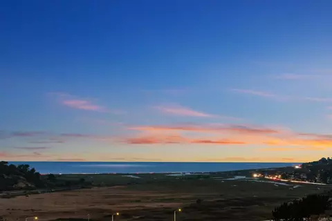 3709 Torrey View Ct, San Diego, CA 92130