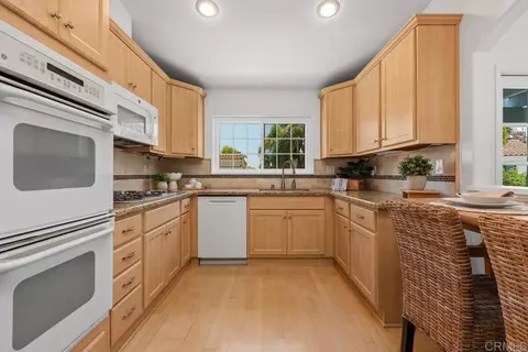 Kitchen - 3680 Azure Cir, Carlsbad, CA 92008 photo 3 of 5
