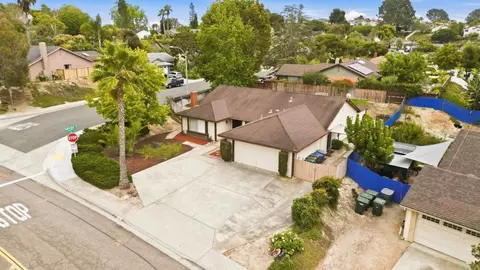 View/Area - 601 Cerro St, Encinitas, CA 92024 photo 4 of 7