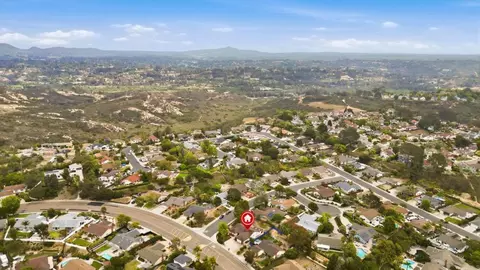 View/Area - 601 Cerro St, Encinitas, CA 92024 photo 6 of 7