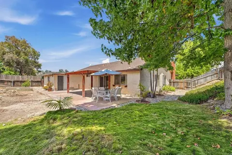 Exterior - 601 Cerro St, Encinitas, CA 92024 photo 3 of 7