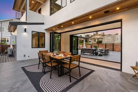 Exterior - 5610 Bellevue Ave, La Jolla, CA 92037 photo 4 of 9