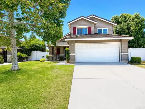 857 Rock Ridge Ct, Corona, CA 92878