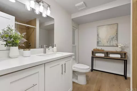 Bath - 1729 Gascony Rd, Encinitas, CA 92024 photo 2 of 5