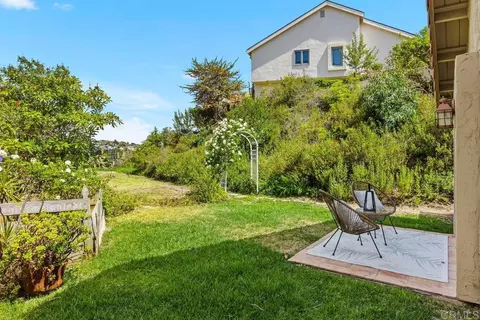 Exterior - 1729 Gascony Rd, Encinitas, CA 92024 photo 2 of 8
