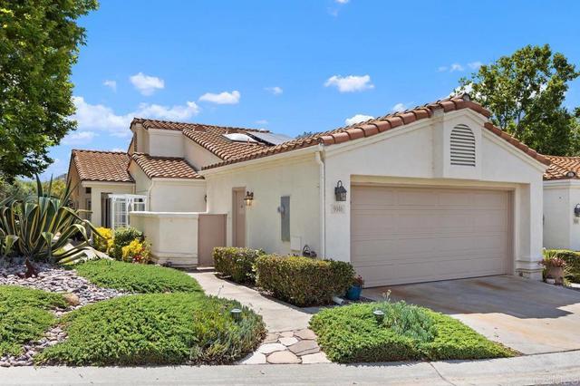 9046 Circle R Oaks Ln, Escondido, CA 92026