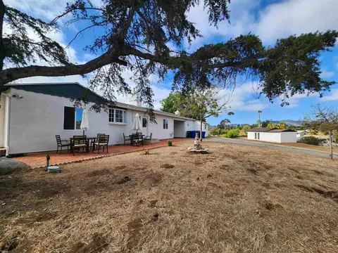 1060 Crest View Dr, Vista, CA 92081 photo 32