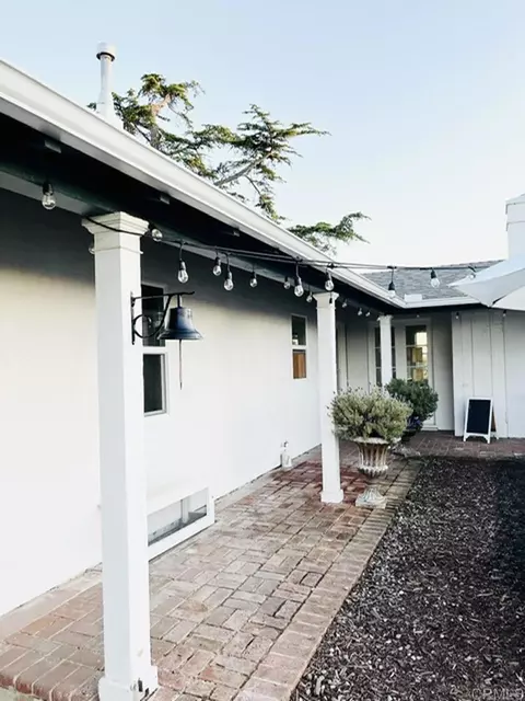 1060 Crest View Dr, Vista, CA 92081 photo 29