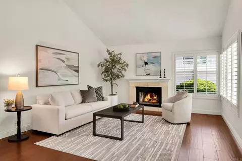 8151 Caminito Sonoma, La Jolla, CA 92037